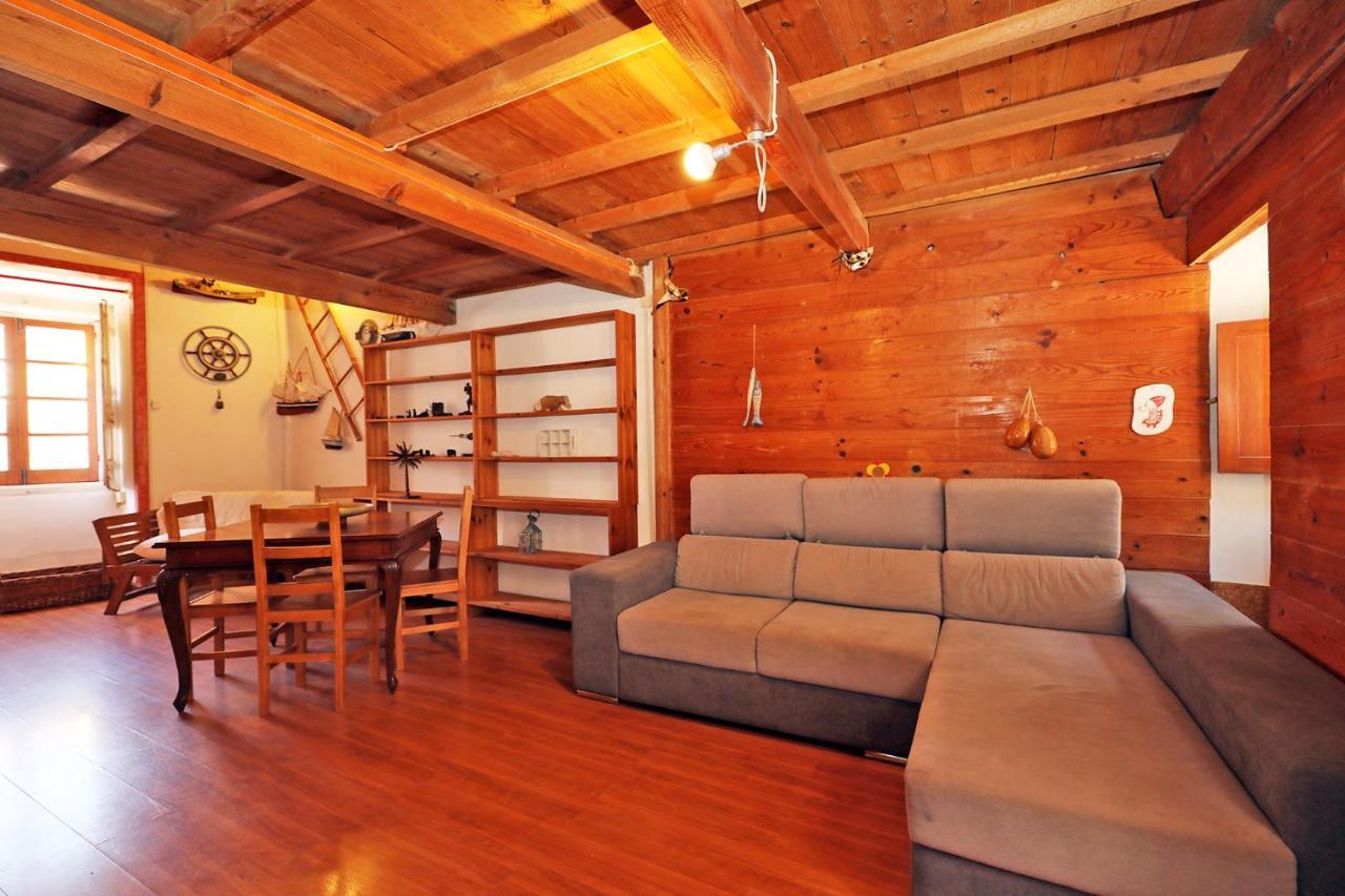 B10 - Rua Do Canal 2 Bed Apartment Lagos Bagian luar foto
